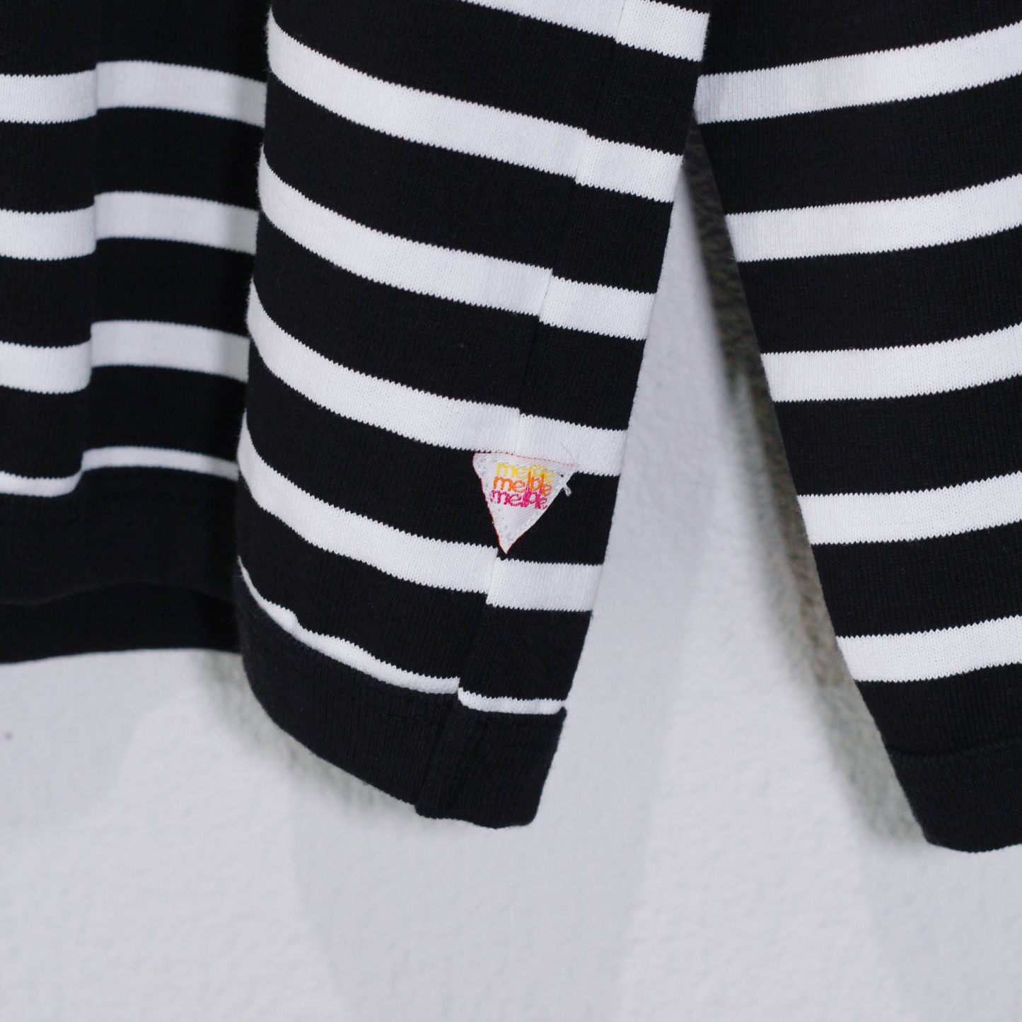 The American Ringer Border L/S
