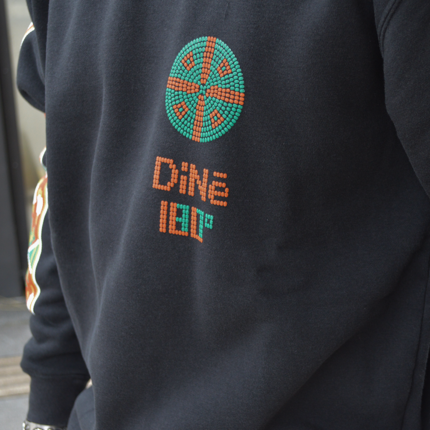 "DINE"SWEAT SHIRT