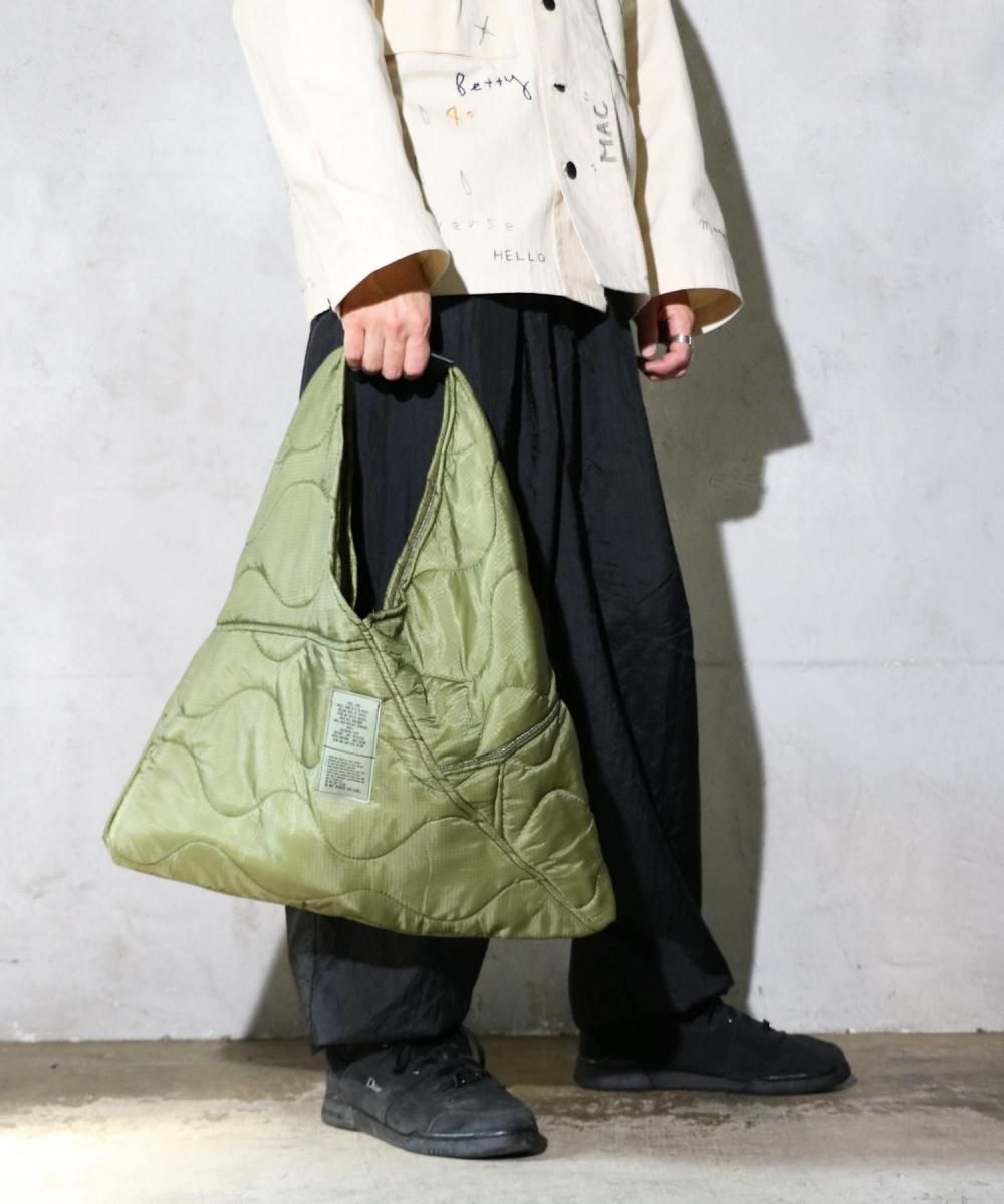 TRIANGLE LARGE TOTE