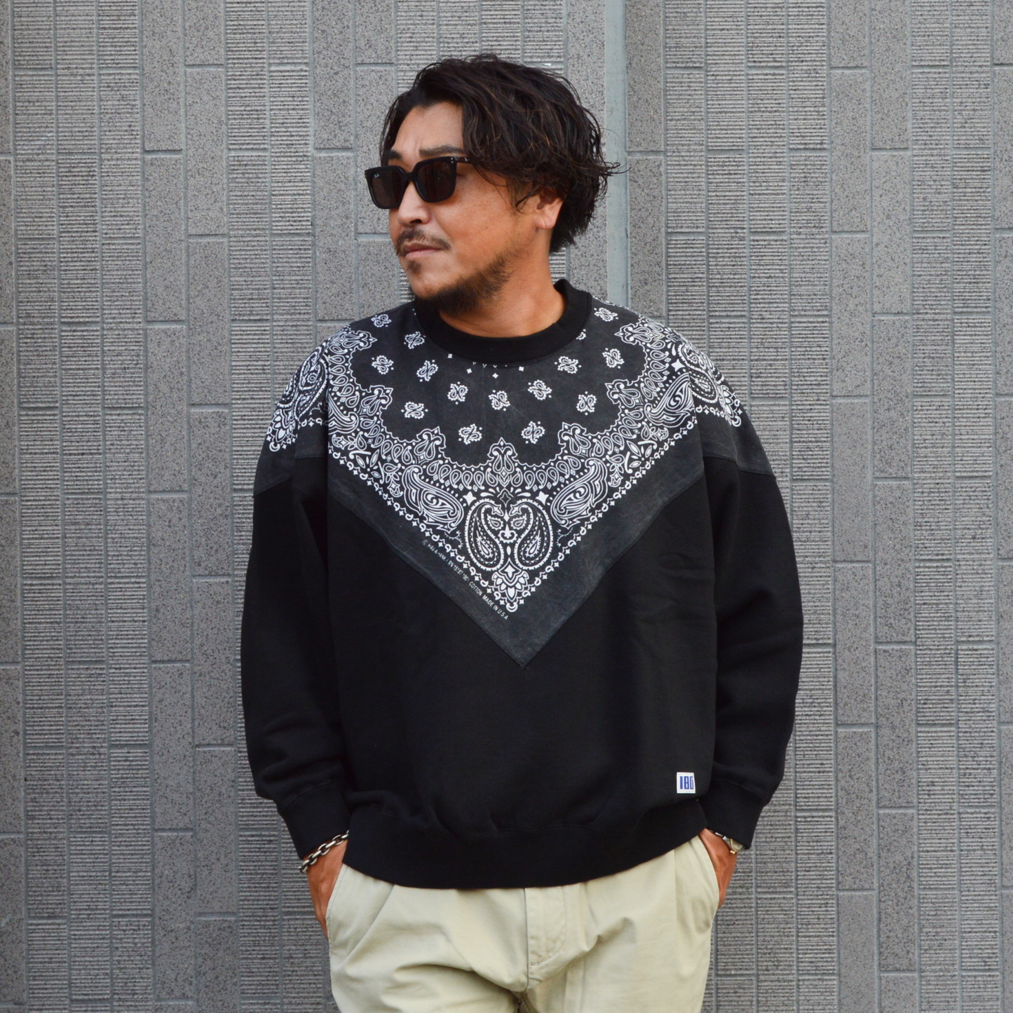 VTG BANDANA SWEATSHIRT (LOOSE FIT)