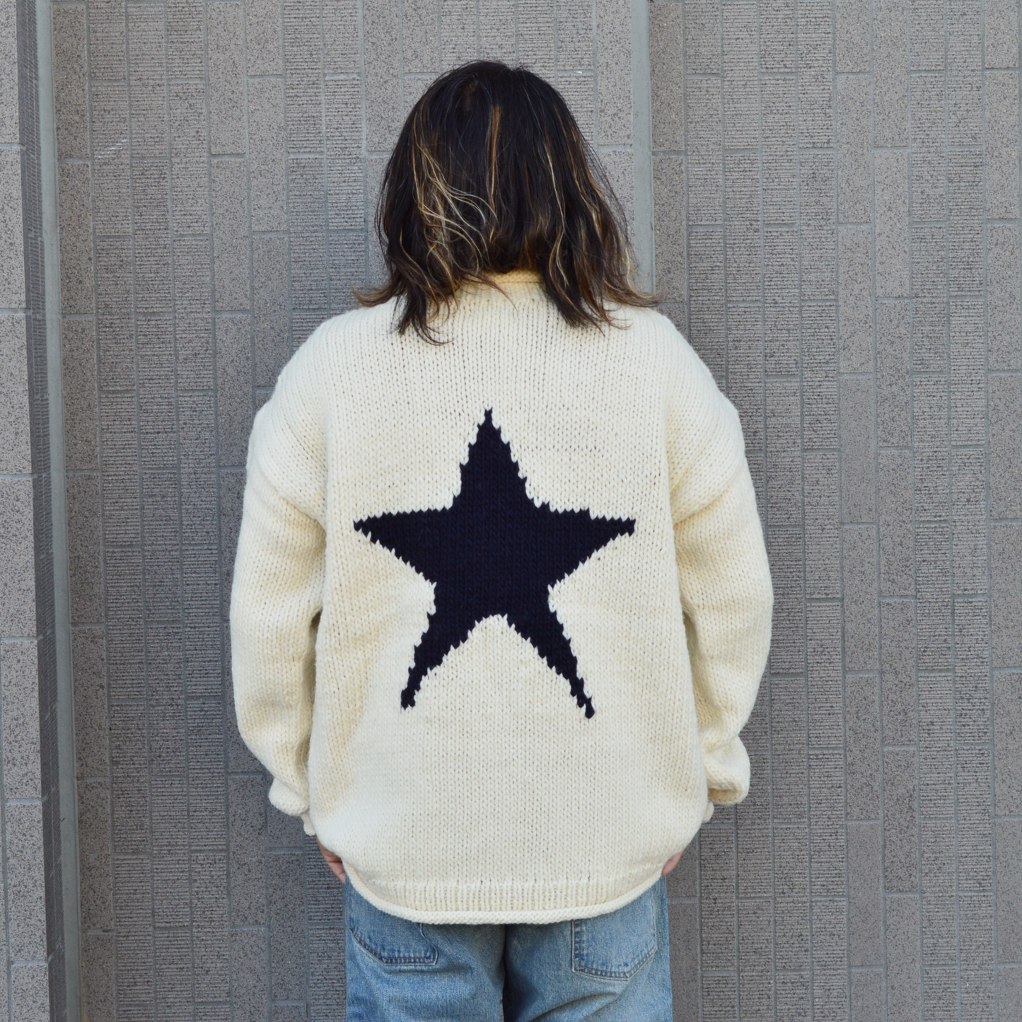 STAR HAND KNIT ROLL CREW