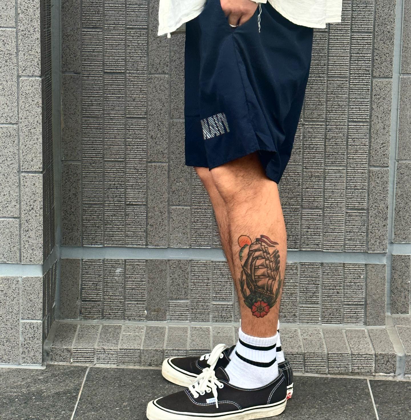 デッドストック 米軍 U.S.NAVY フィジカル トレーニングショーツ made by SOFFE 8インチ