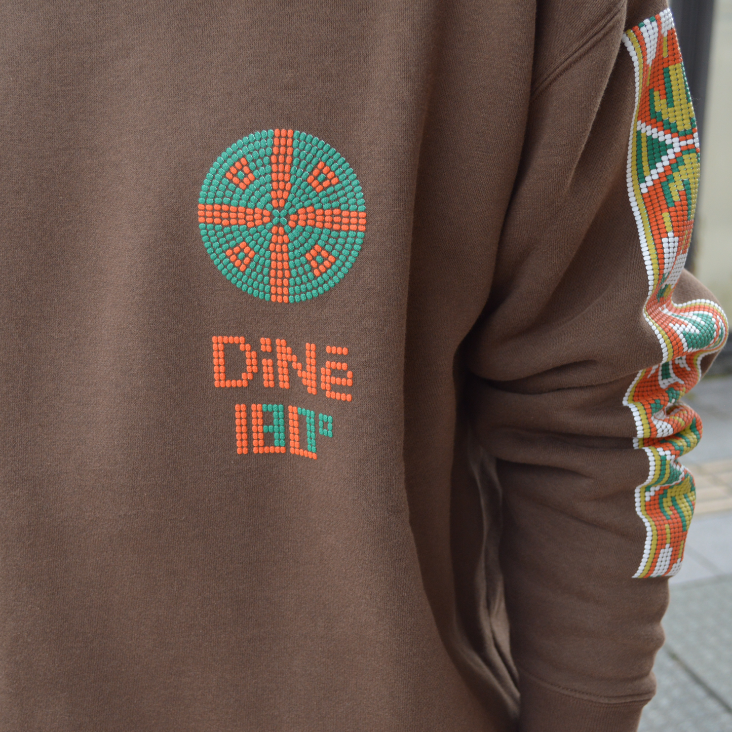 "DINE"SWEAT SHIRT