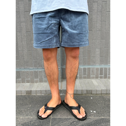 Cloveru CORDUROY CLASSIC SHORTS