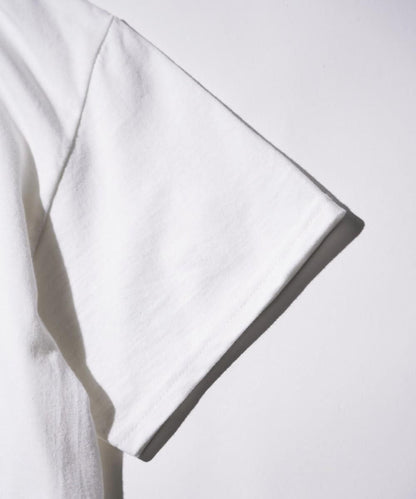 70S CREW TEE