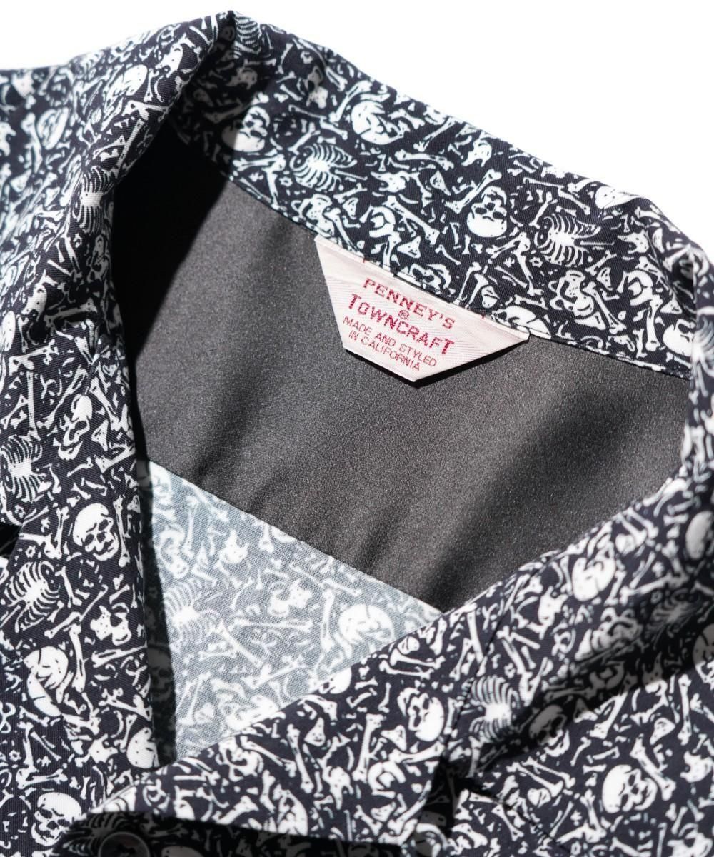 PRINTED LOOP COLLAR SS SHIRT