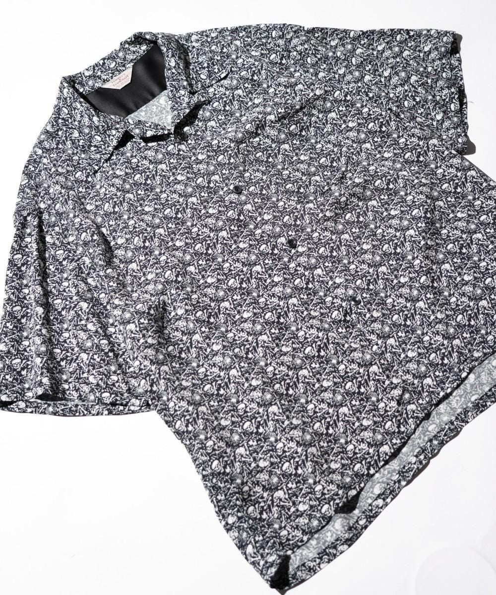 PRINTED LOOP COLLAR SS SHIRT