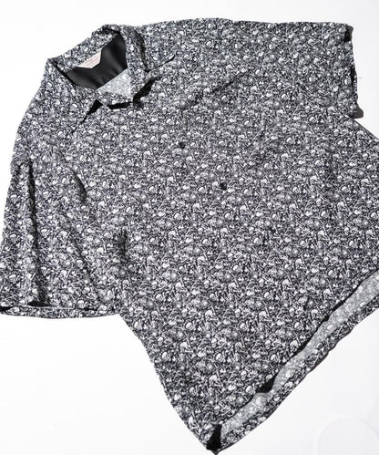 PRINTED LOOP COLLAR SS SHIRT