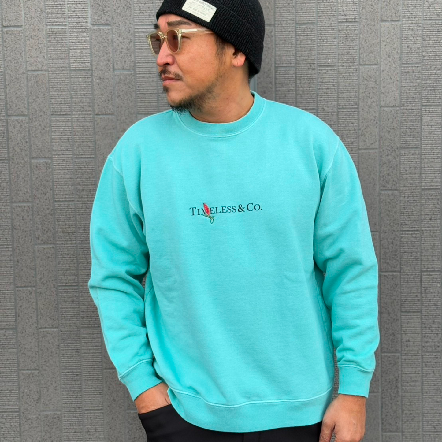 Timeless Crewneck Sweat