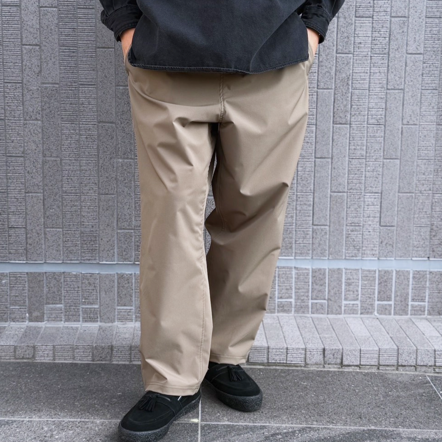 STRETCH NYLON PANTS