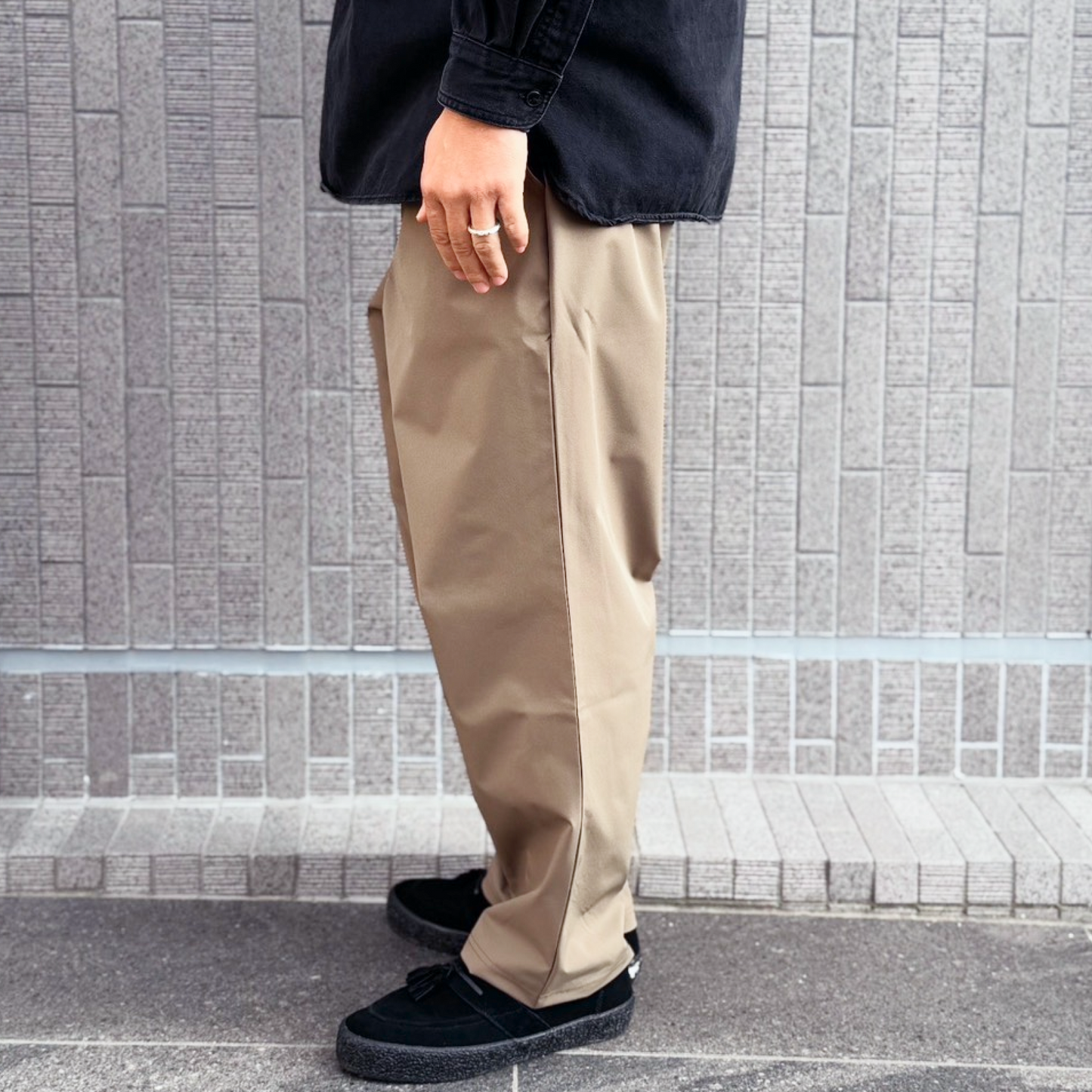 STRETCH NYLON PANTS