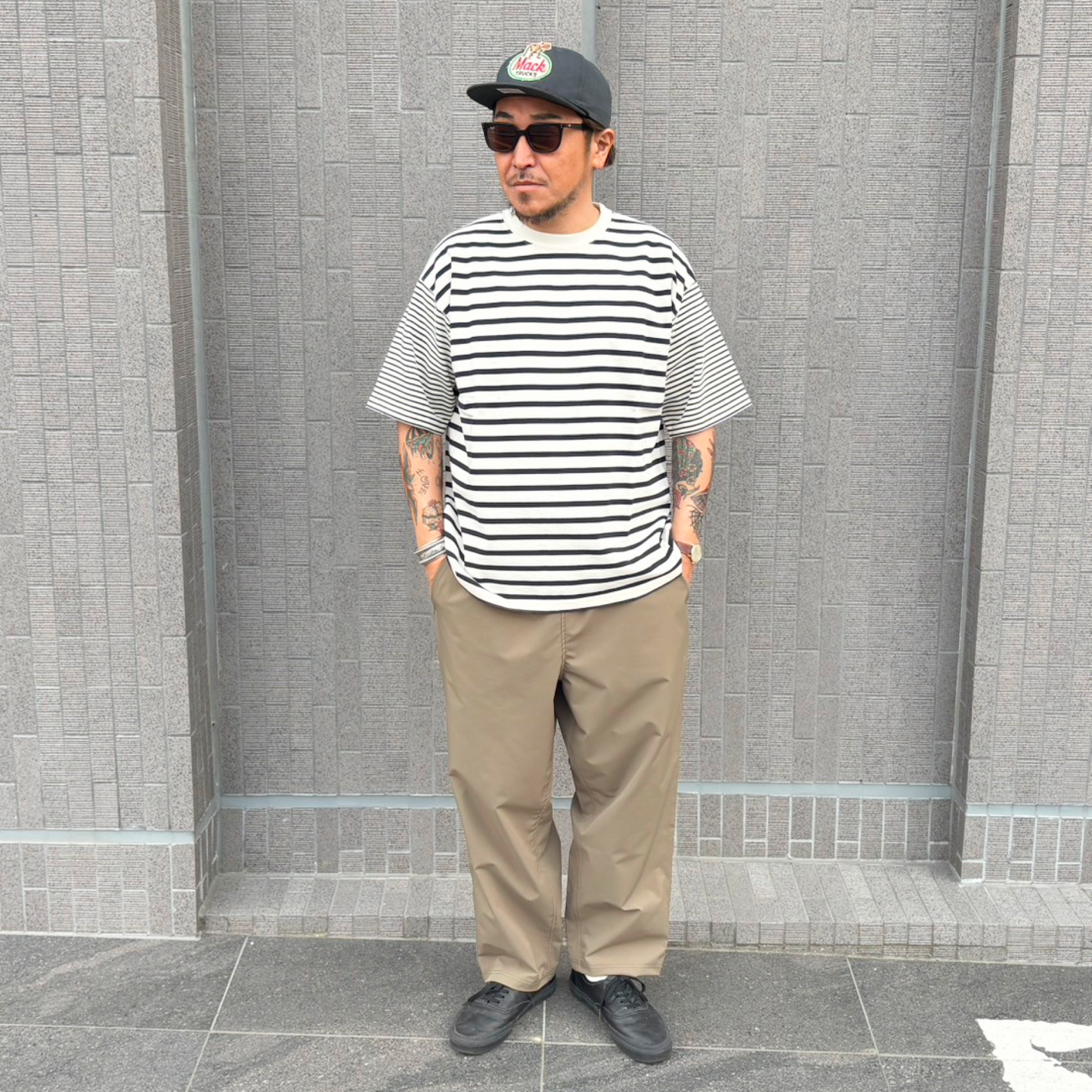 STRETCH NYLON PANTS