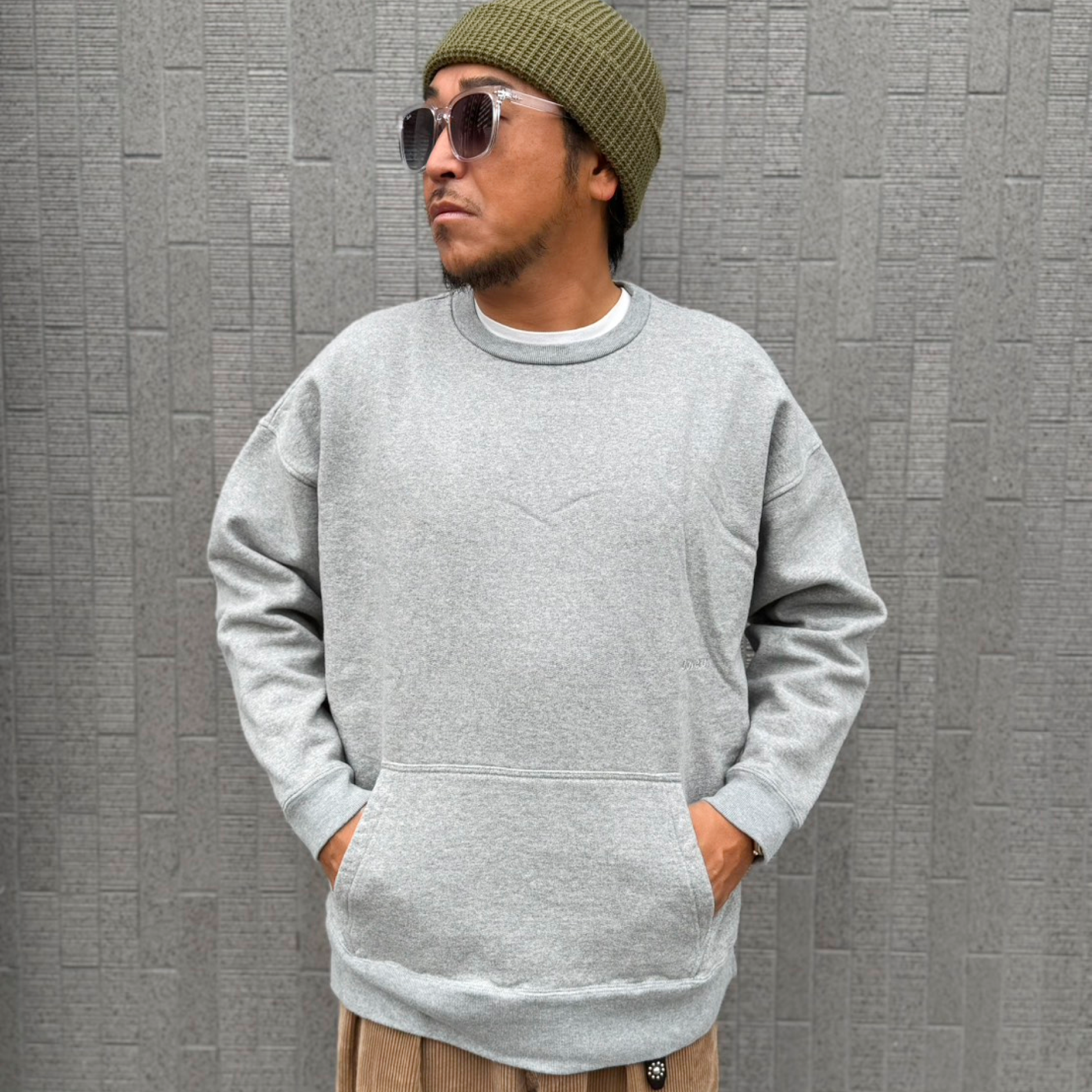 Cloveru Wide Sweat ALOHA gray Lサイズ CLFW-2501 Wide Sweat AOKI MUJI Crew 25 – Sunny Parks
